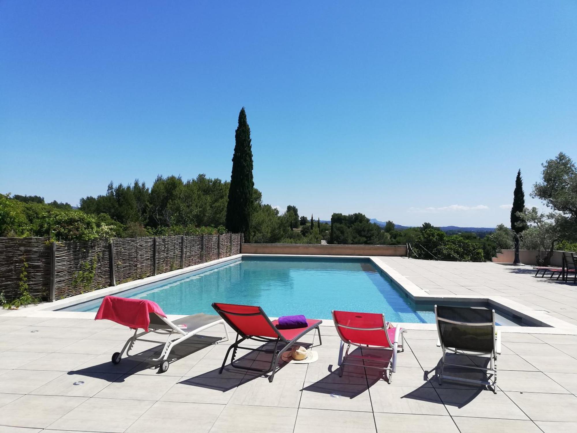 Les Garrigues De La Vallee Des Baux Paradou Exterior foto