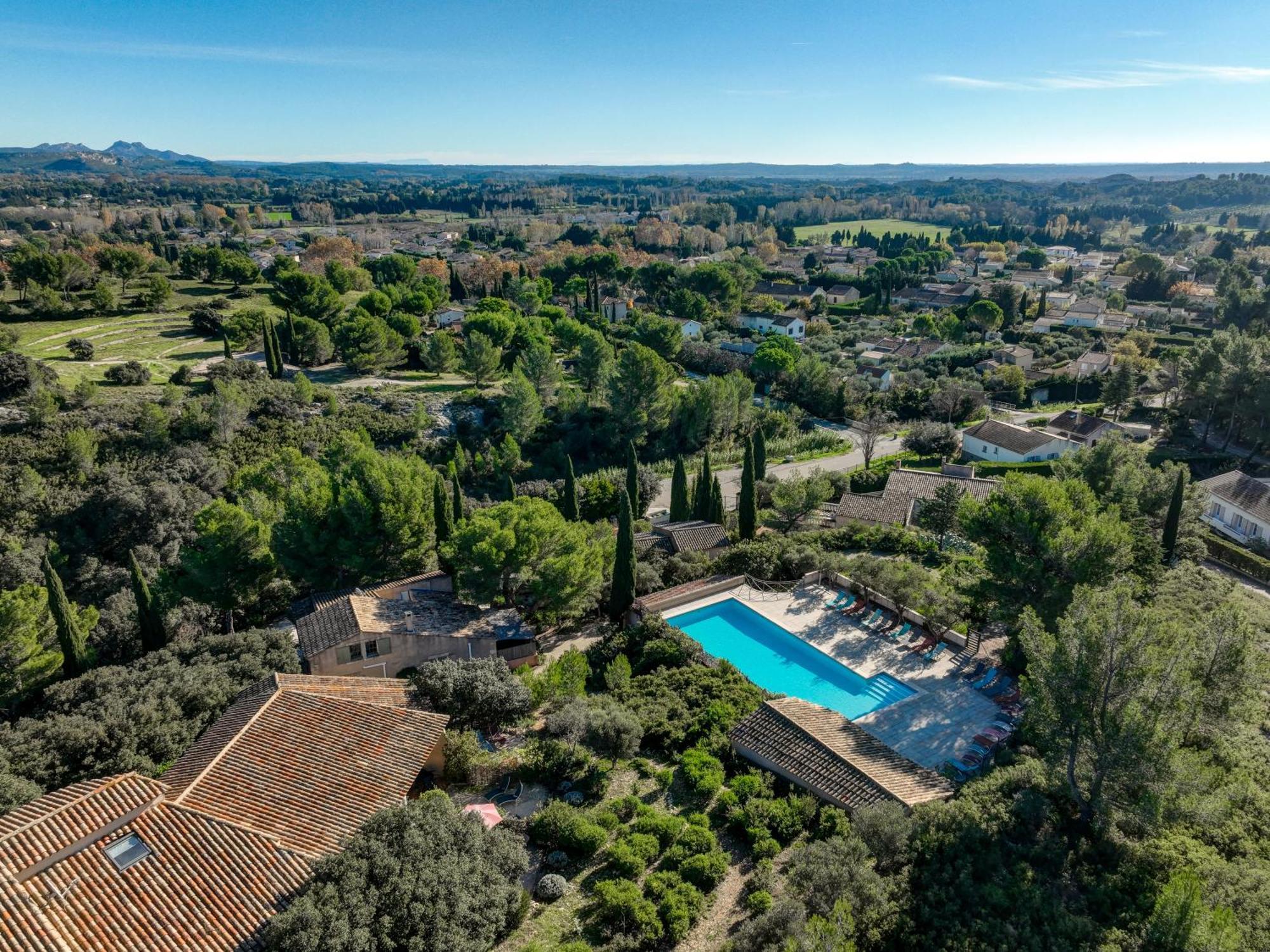 Les Garrigues De La Vallee Des Baux Paradou Exterior foto